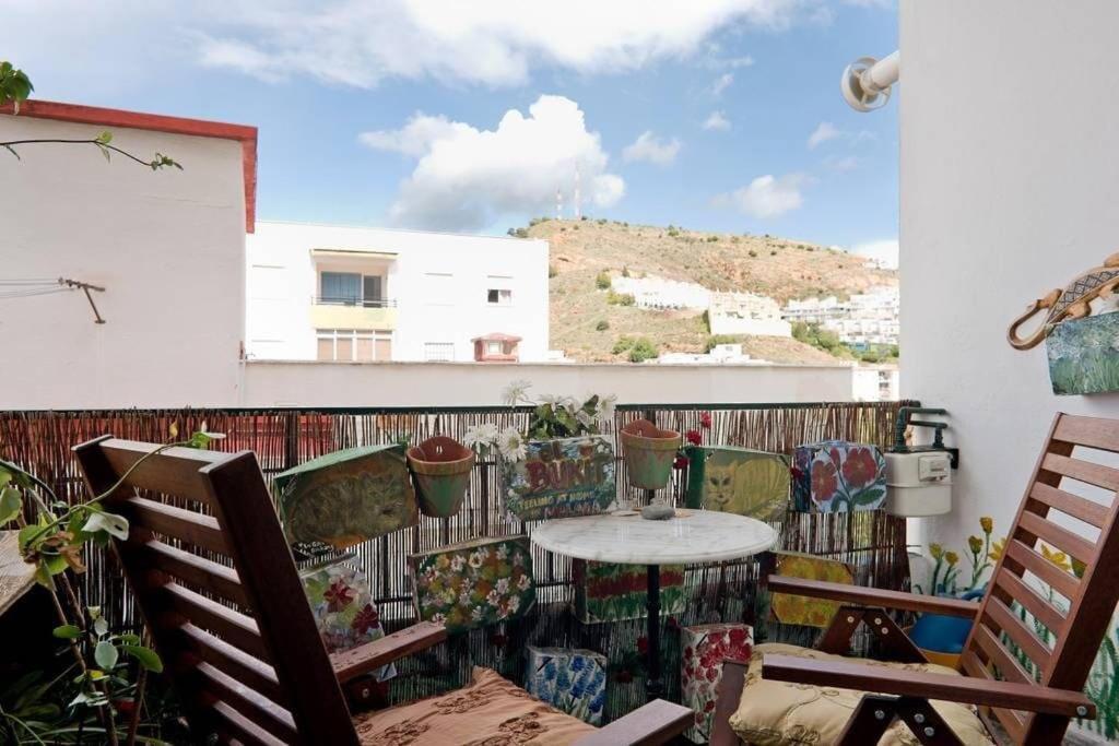 Apartment Views In Calm Center
